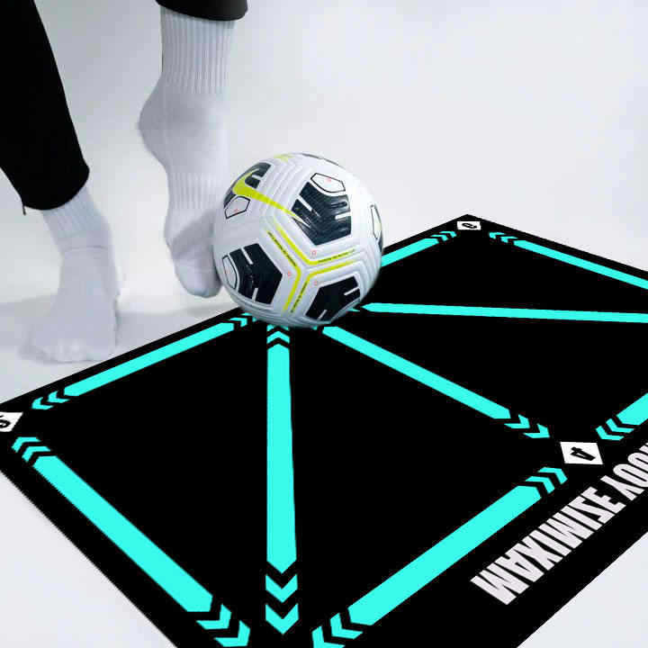 SMART FOOTBALL TRAINING MAT