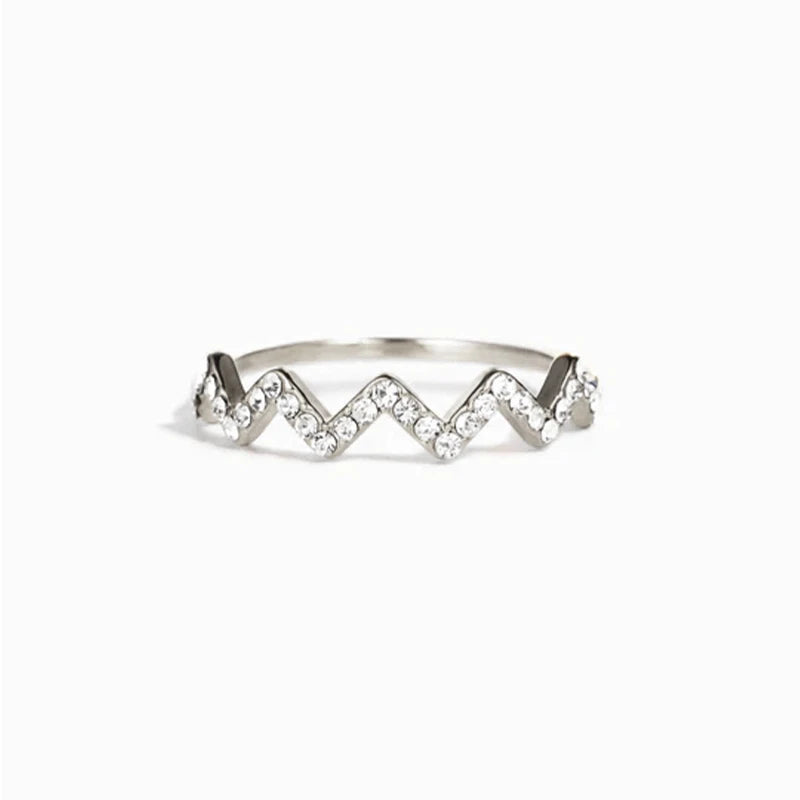 WAVE SHAPED FINGER RING