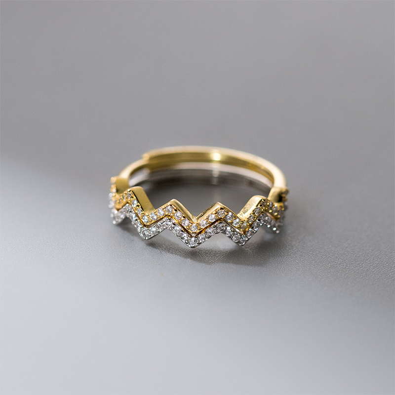 WAVE SHAPED FINGER RING